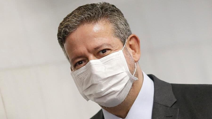 Deputados resgatam quarentena para juízes, militares e policiais a partir de 2026 após manobra do centrão