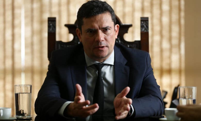 Moro se reúne com Podemos e indica que decidirá sobre eventual candidatura em novembro