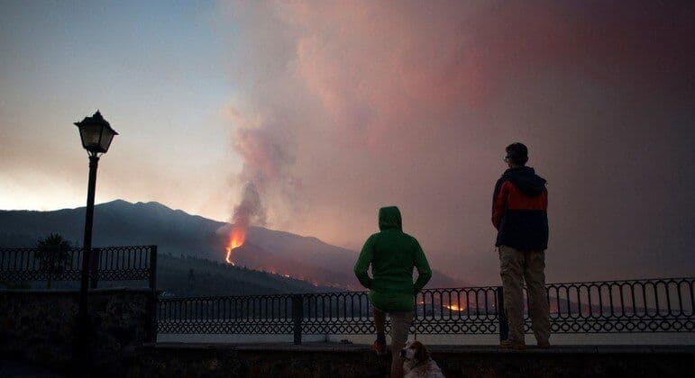 Erupção do vulcão em La Palma não terminará a curto ou médio prazo
