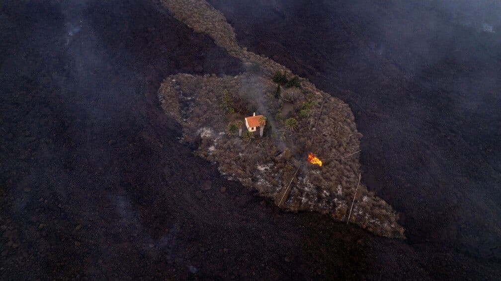 Sem fim à vista, erupção nas Canárias está prestes a completar um mês sem mortos ou feridos; veja dados