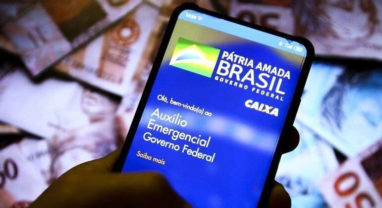 Auxílio Brasil: Governo não vai prorrogar auxílio emergencial