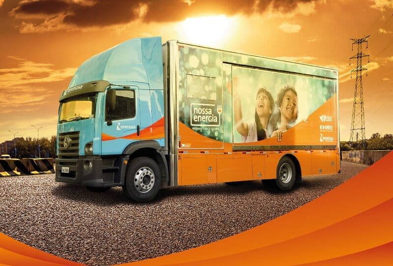 Projeto da Energisa realiza troca de lâmpadas e cadastro na Tarifa Social e beneficiará 14 municípios da Paraíba