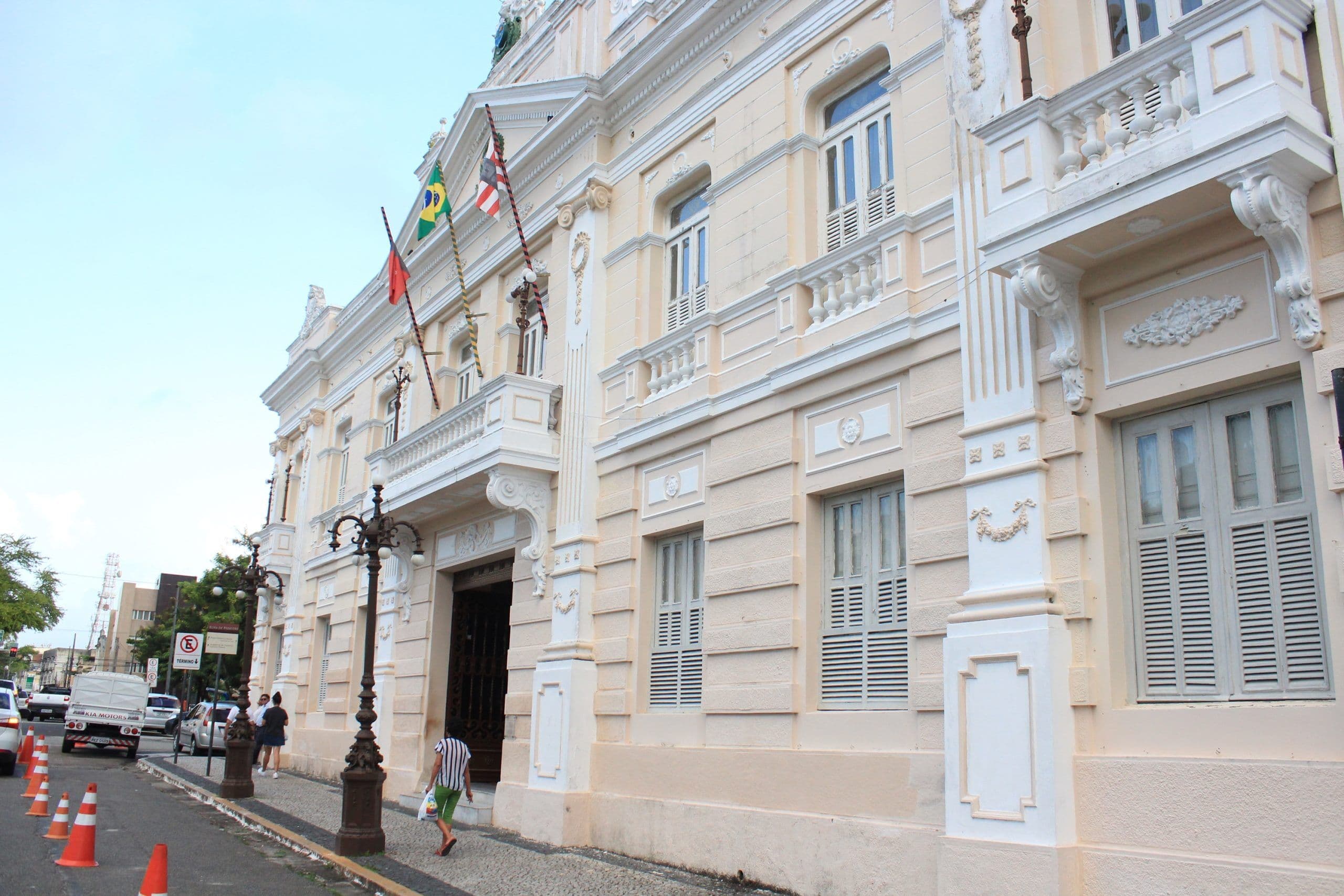 João Azevêdo se reúne com Luciano Cartaxo e Romero Rodrigues para discutir novas medidas de combate ao Coronavírus