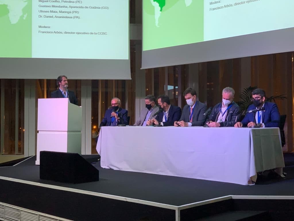 Na Espanha, Cícero participa do principal evento sobre desenvolvimento urbano do mundo e destaca inovações para João Pessoa
