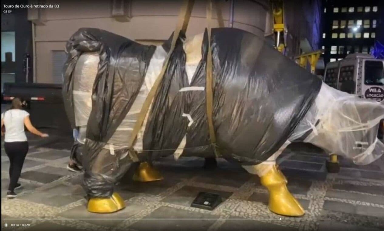 Touro de Ouro da B3 é removido após determinação de comissão