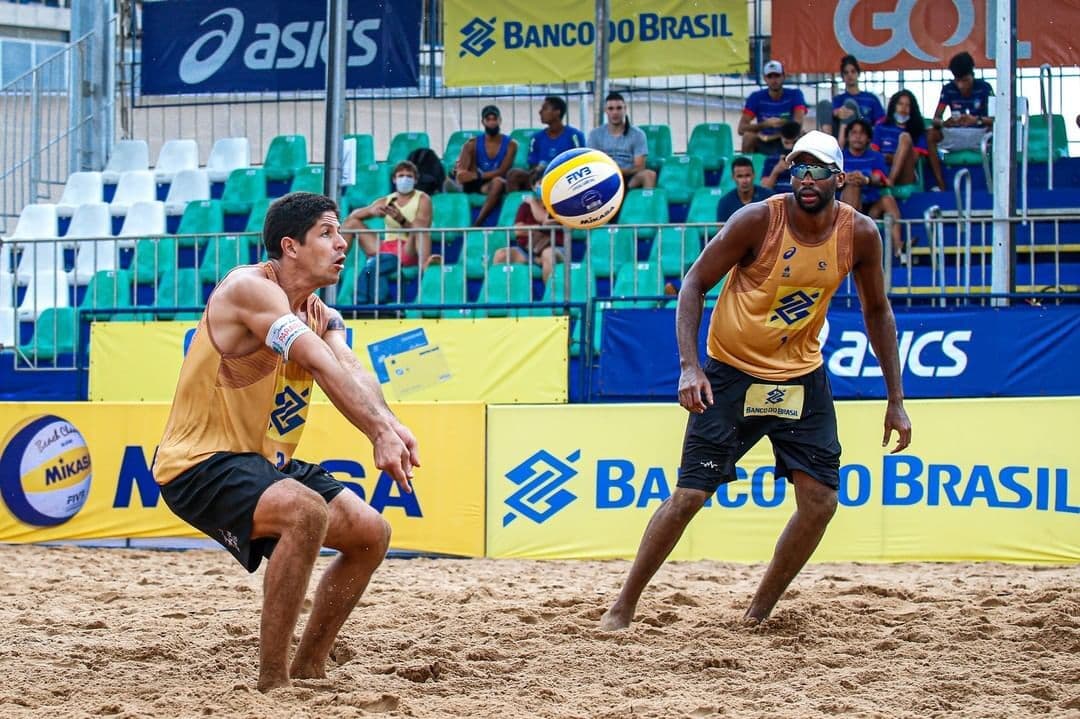 Paraibano Álvaro Filho e Evandro conquistam título do Circuito Brasileiro Open de Vôlei de Praia 2021