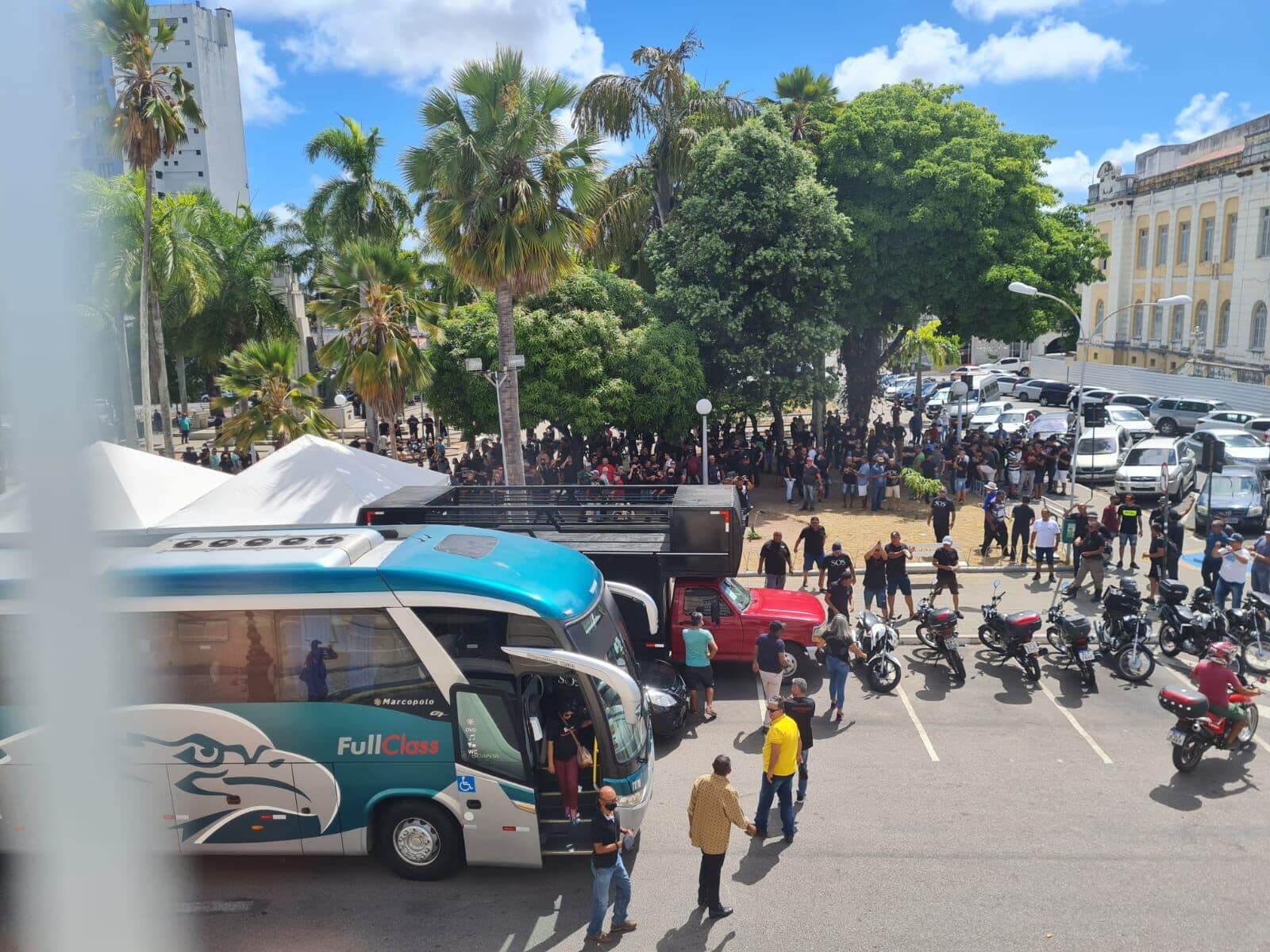 Manifestação de militares pede revogação da Lei de Proteção Social na Paraíba e Governo do Estado diz que norma não gera prejuízos à categoria