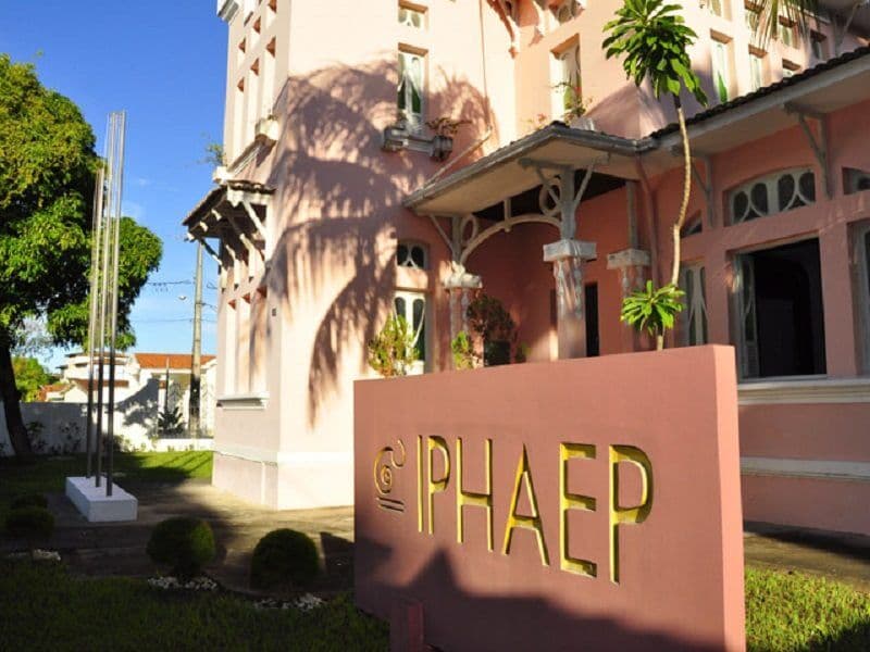 Seplan apresenta ao Iphaep anteprojeto de revitalização do antigo Cine Capitólio em Campina Grande