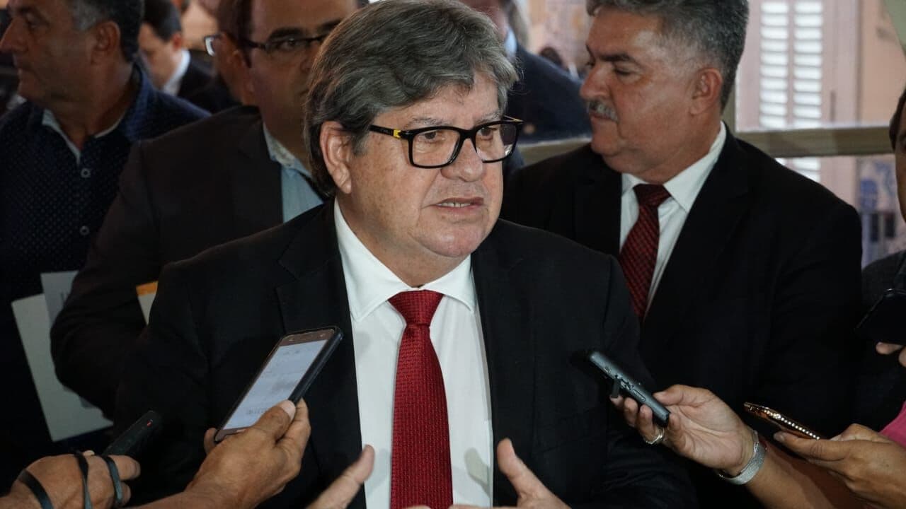 João Azevêdo faz live neste domingo para explicar plano de retomada econômica e de restrições no isolamento social