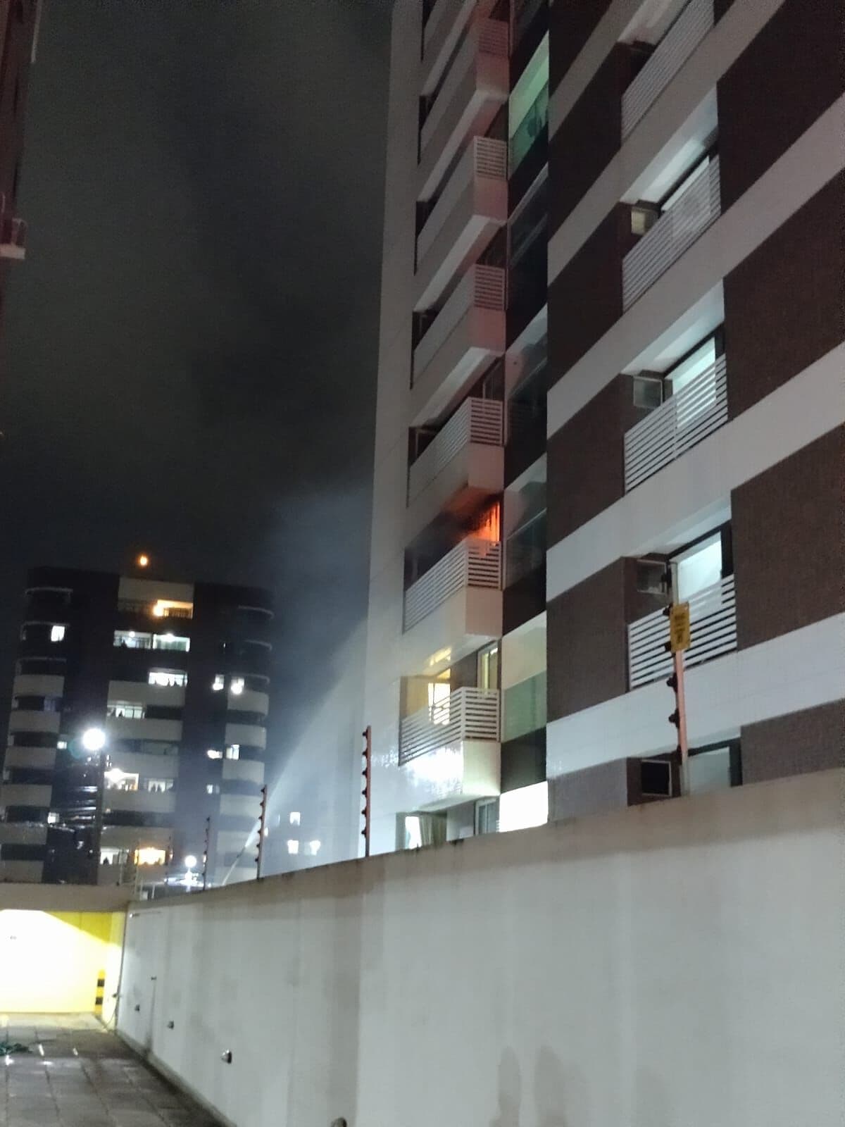 Incêndio atinge apartamento na Grande João Pessoa