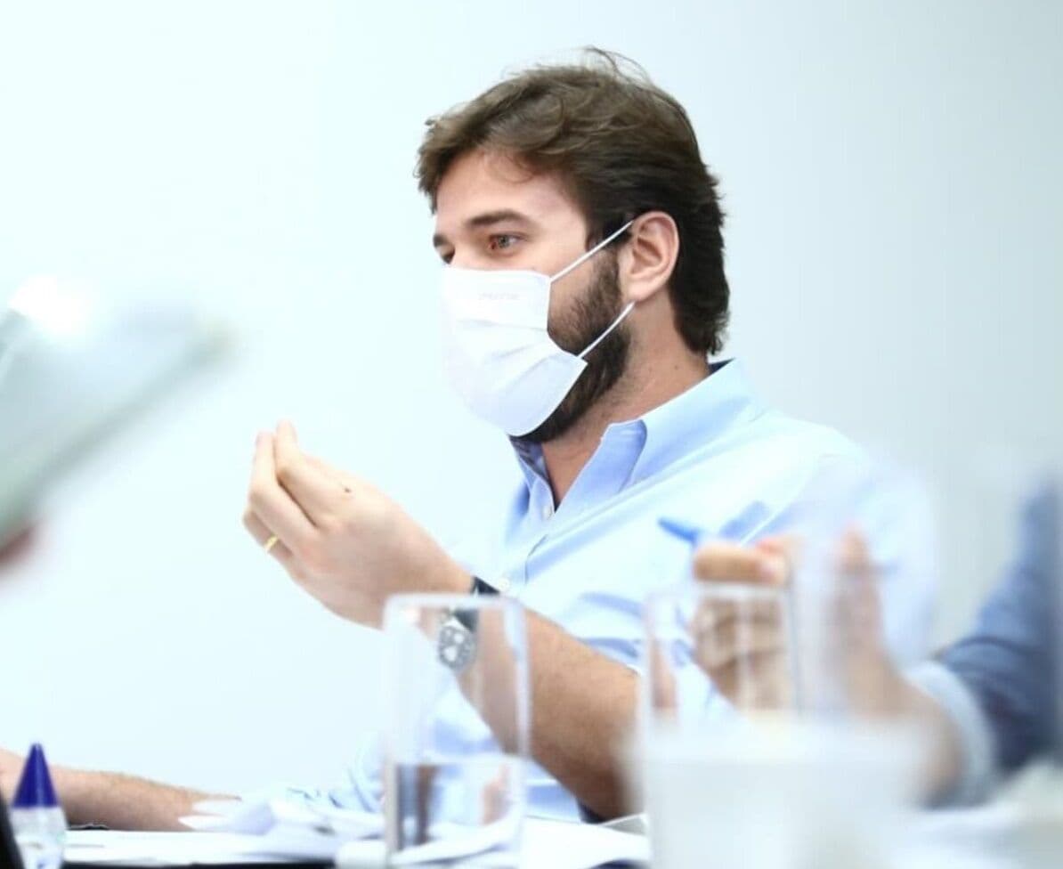 Concursos de Campina Grande: Prefeitura vai lançar dois editais até quinta-feira com mais de 900 vagas, anuncia Bruno Cunha Lima