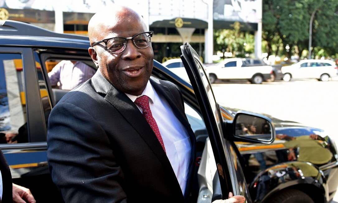 Ex-ministro do Supremo e relator do mensalão, Joaquim Barbosa anuncia desfiliação do PSB