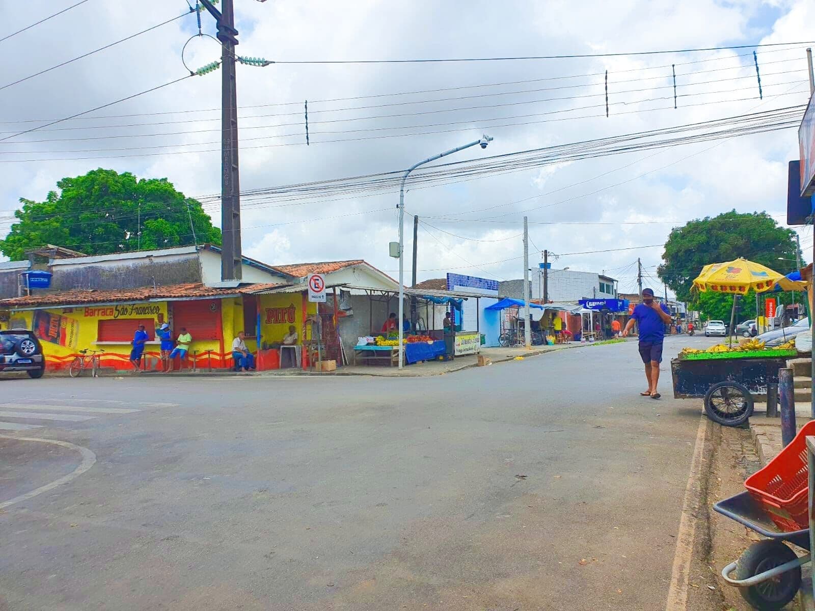 Nova câmera de monitoramento é ativada na Feira do Grotão, em João Pessoa