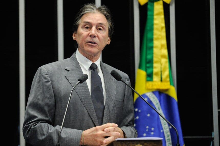 Eunício Oliveira deve ser formalizado para relatar PEC dos gastos no Senado