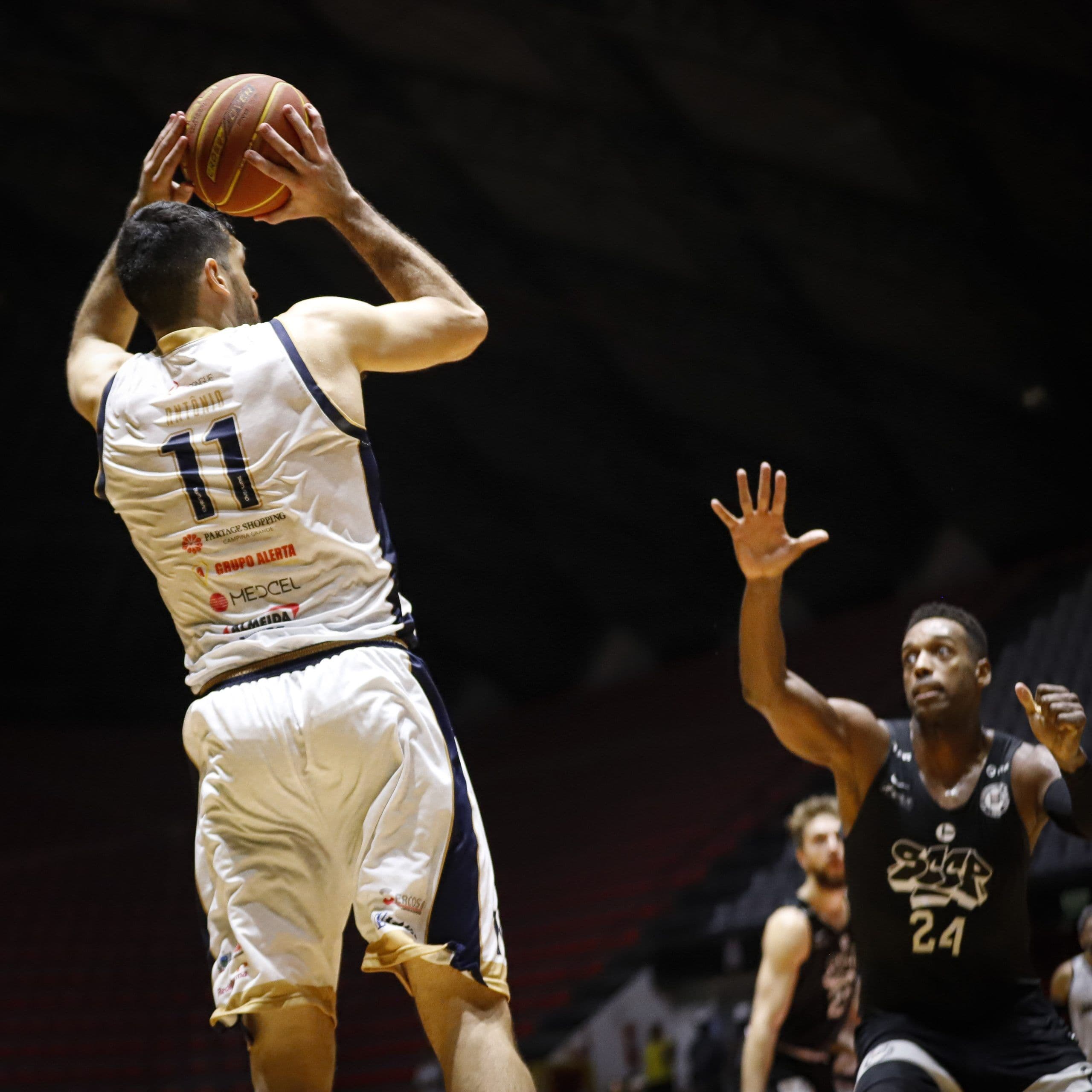 Basquete Unifacisa vence São Paulo, conquista a Liga Ouro 2019 e vai jogar NBB