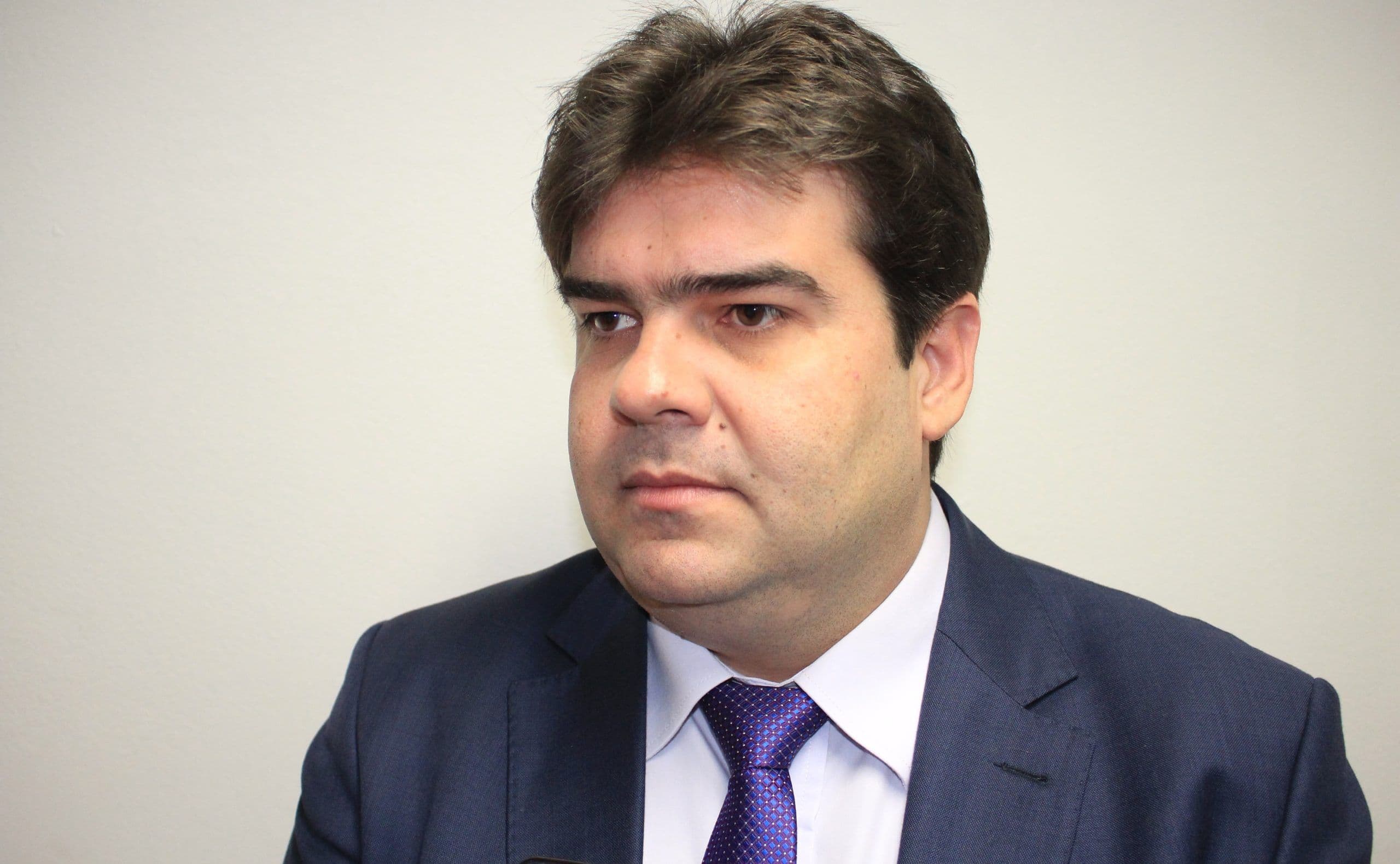 Projeto que disciplina entrega de fardamento e material escolar é aprovado na CCJ