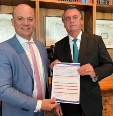 Cabo Gilberto oficializa filiação ao PL com bênçãos de Bolsonaro para disputar Câmara Federal