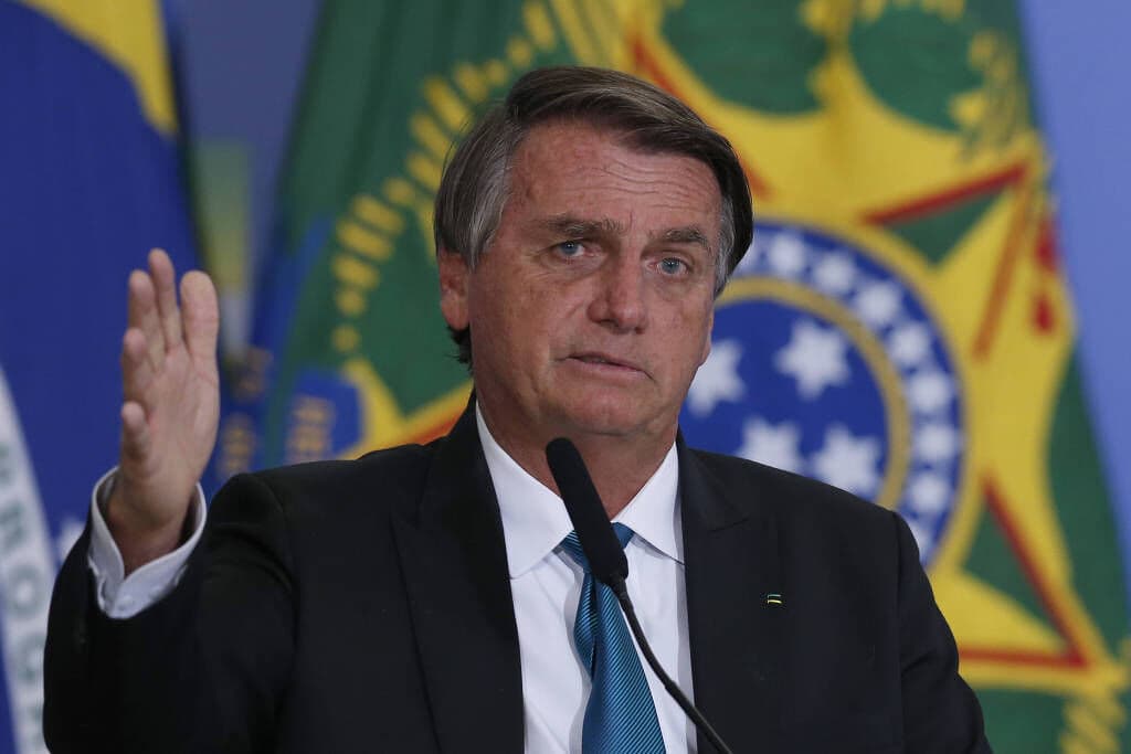 Bolsonaro diz que decisão de Moraes de bloquear Telegram é 'inadmissível'