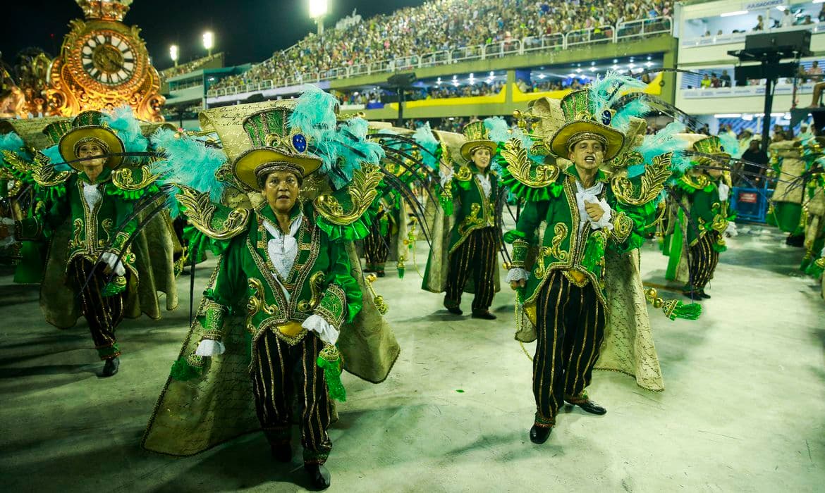 Seis escolas de samba ensaiam na Sapucaí neste fim de semana