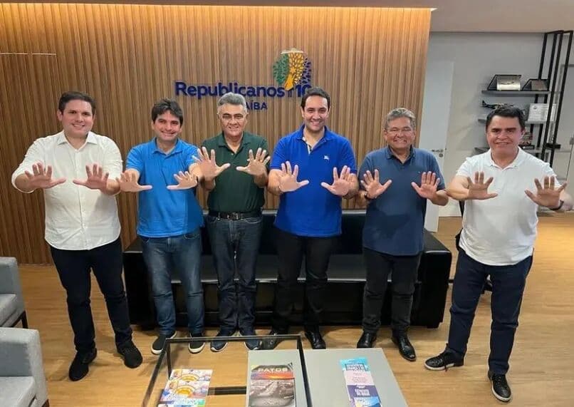 Jullys e Márcio Roberto deixam MDB e se filiam ao Republicanos