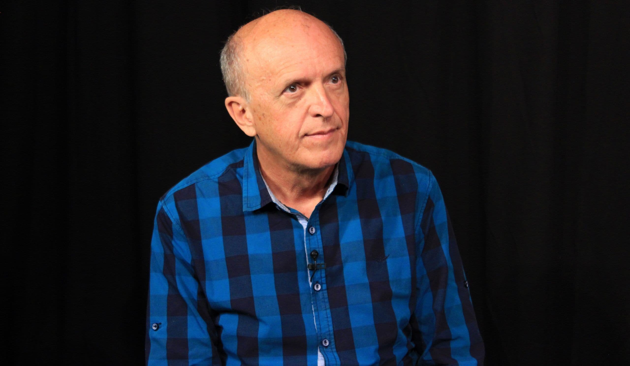 Doses da vacina AstraZeneca/Oxford serão distribuídas nesta segunda-feira para toda a Paraíba, diz secretário de Saúde