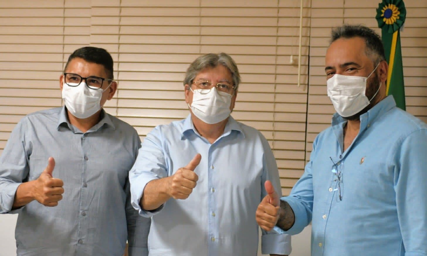 Prefeito do PL e vice-prefeito do PSC declaram apoio à reeleição do governador João Azevêdo