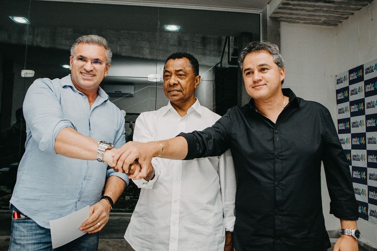 Damião Feliciano assina ficha de filiação ao União Brasil para disputar reeleição à Câmara Federal