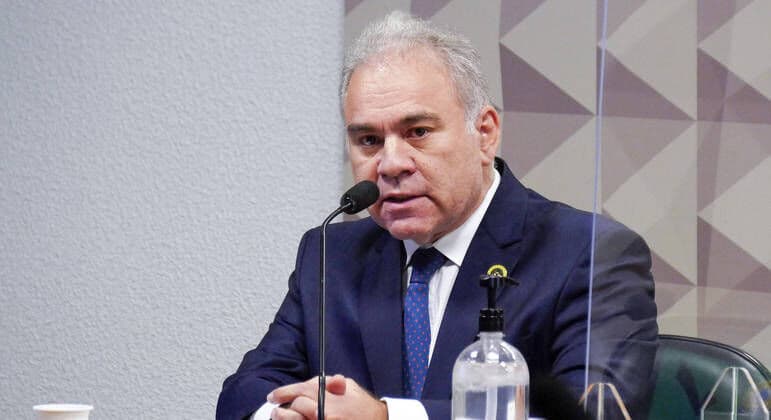 Mais de 2 mil normas ligadas a decreto de emergência podem cair