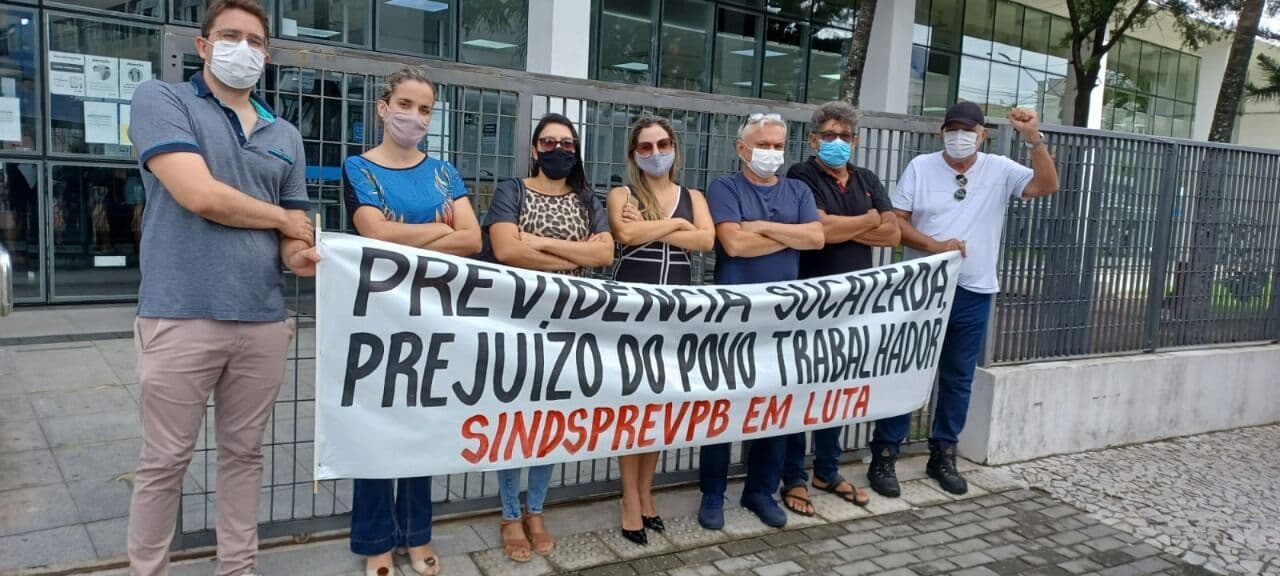 Greve do INSS suspende avaliação social e perícia médica e cidadãos devem reagendar pedidos na Paraíba, orienta Sindicato