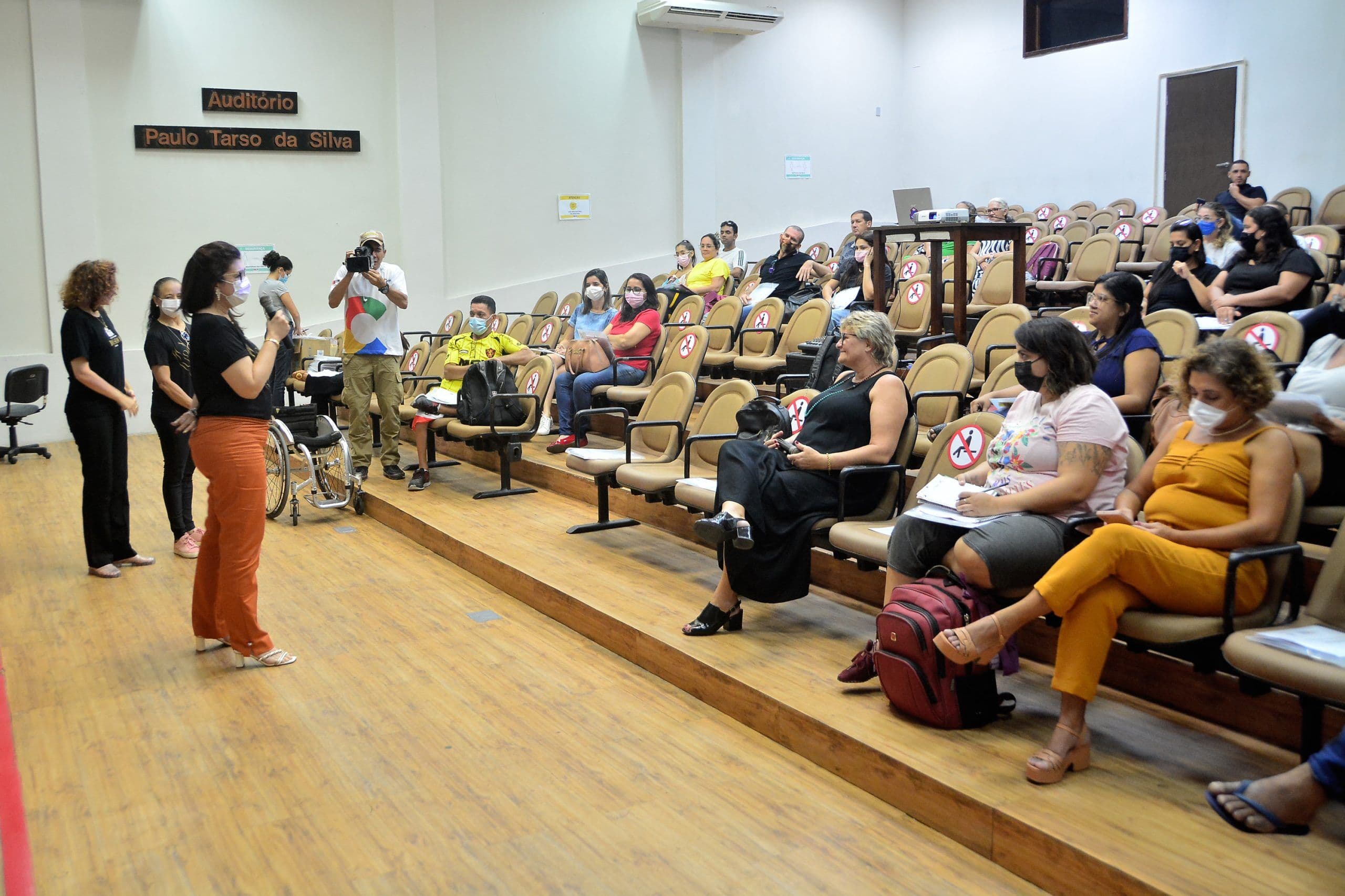 Processo seletivo para Escola do Teatro Bolshoi é iniciado com capacitação de professores