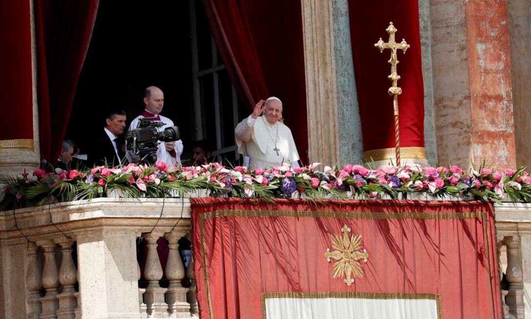 'Páscoa de guerra': Papa Francisco faz apelo por paz na Ucrânia durante celebração no Vaticano