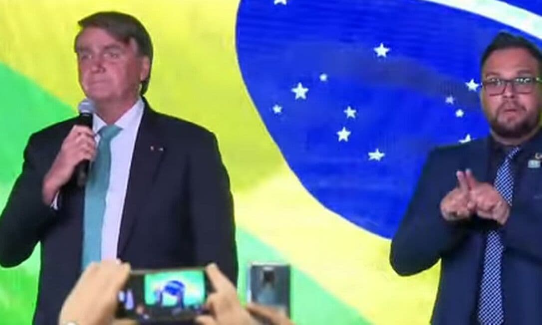 Bolsonaro e Moro se manifestam a favor de liberdade de expressão