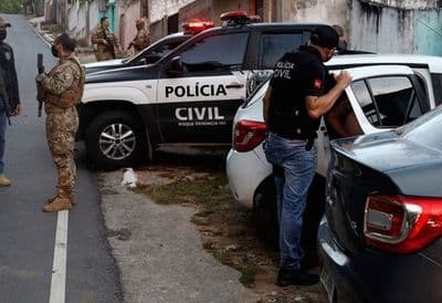 Polícias Civil e Militar deflagram operação e cumprem mais de 20 mandados de prisão, busca e apreensão em Santa Rita