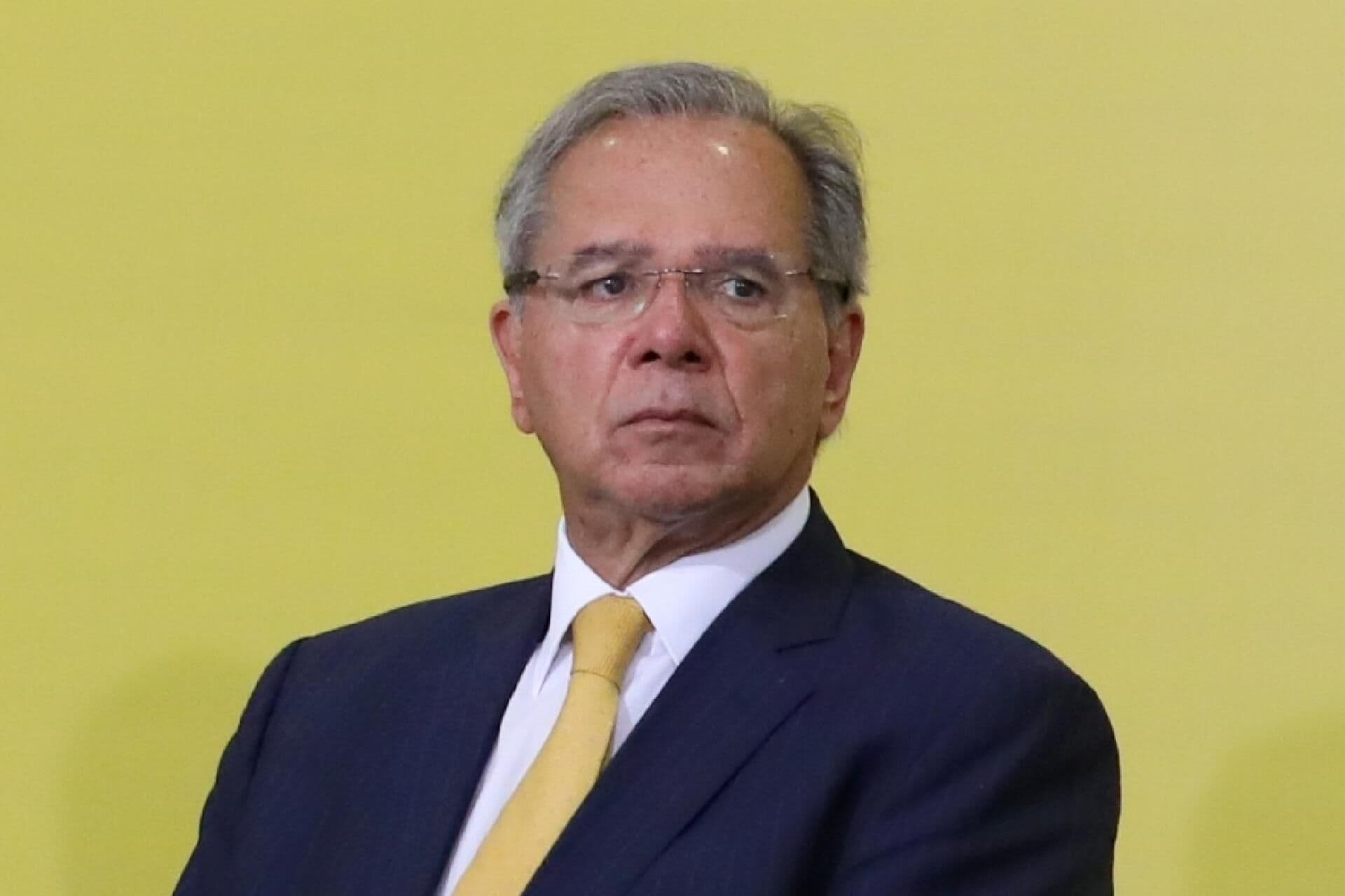 Guedes defende aumento de 5% a servidores; 'eleitoralmente factível', diz