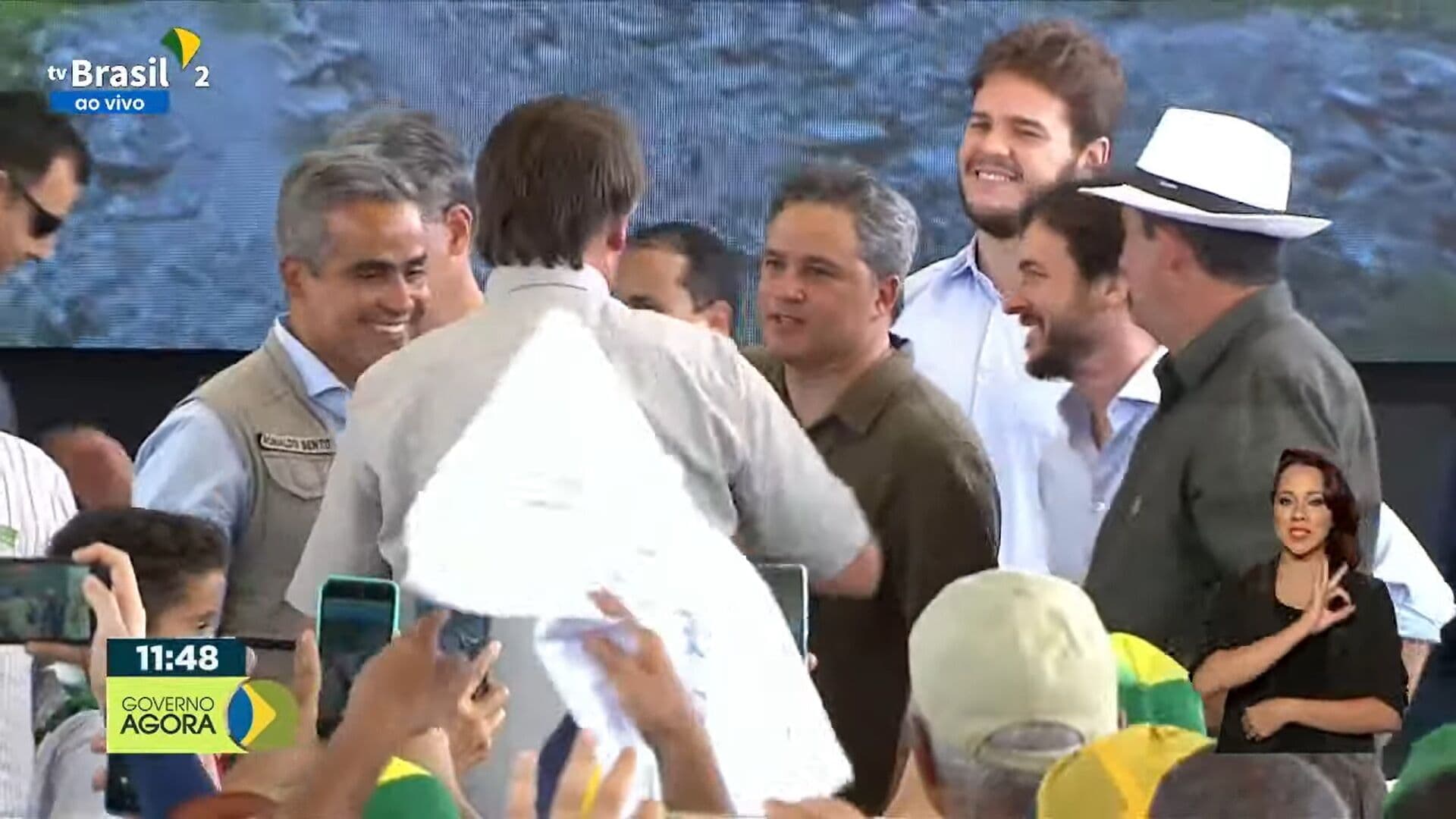 Efraim Filho é vaiado e Wellington Roberto aplaudido em evento de Bolsonaro na Paraíba