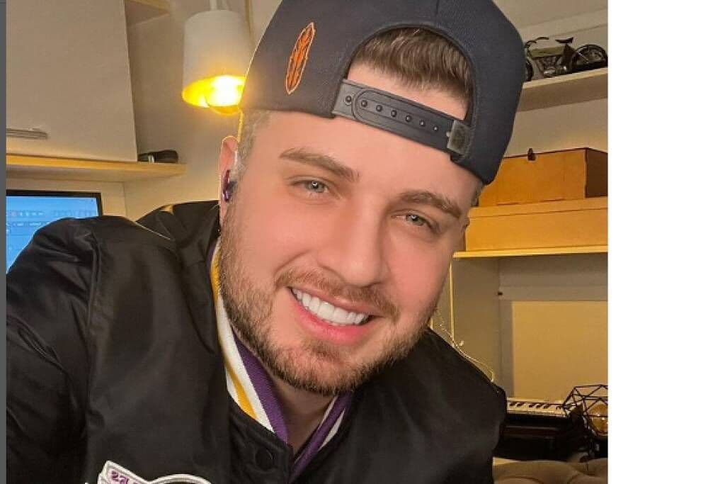 Cantor sertanejo Conrado passa por cirurgia e está em estado grave