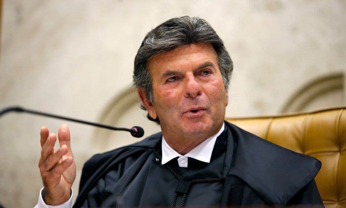 Fux diz que acha necessário Judiciário decidir sobre vacina para Covid-19