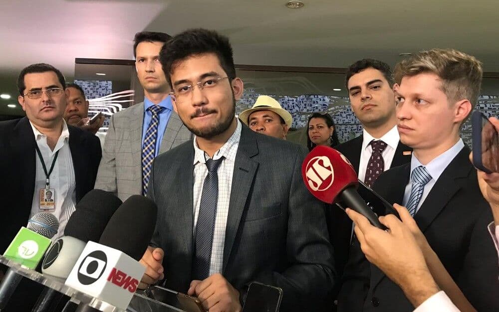 PEC que cobra mensalidade em universidade pública entra na pauta da CCJ