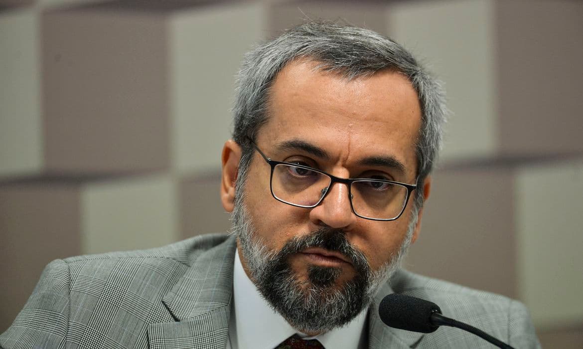 'Bolsonaro não vai se reeleger porque economia vai piorar', diz Weintraub em entrevista