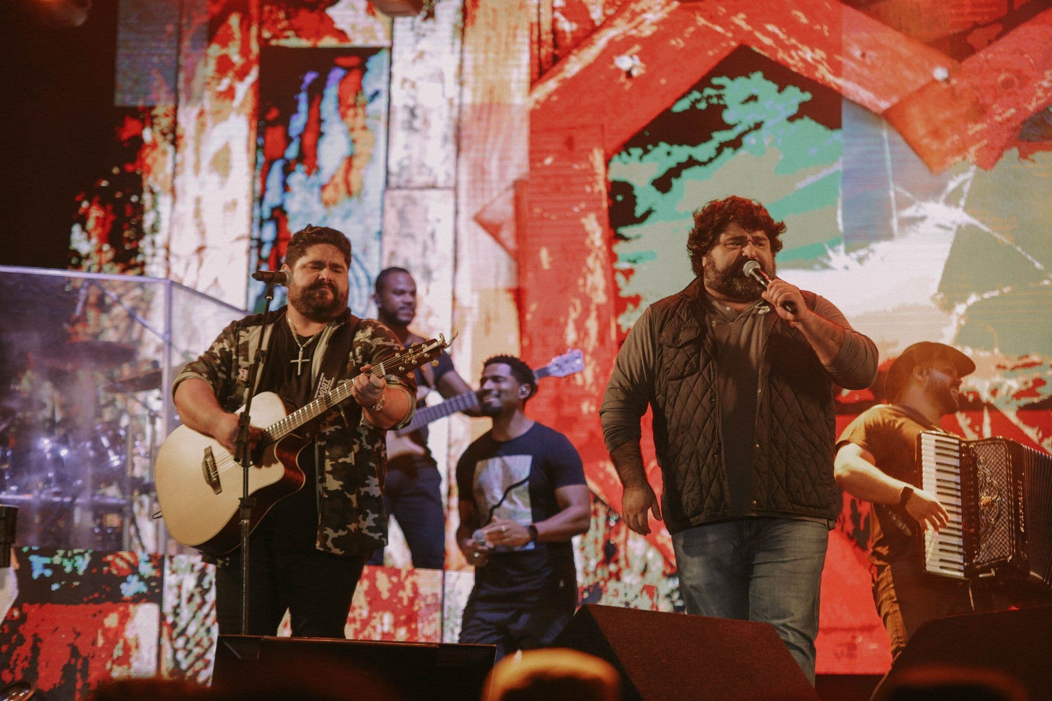 Prefeitura de Princesa Isabel gasta R$ 213 mil para show dos sertanejos César Menotti e Fabiano no São João