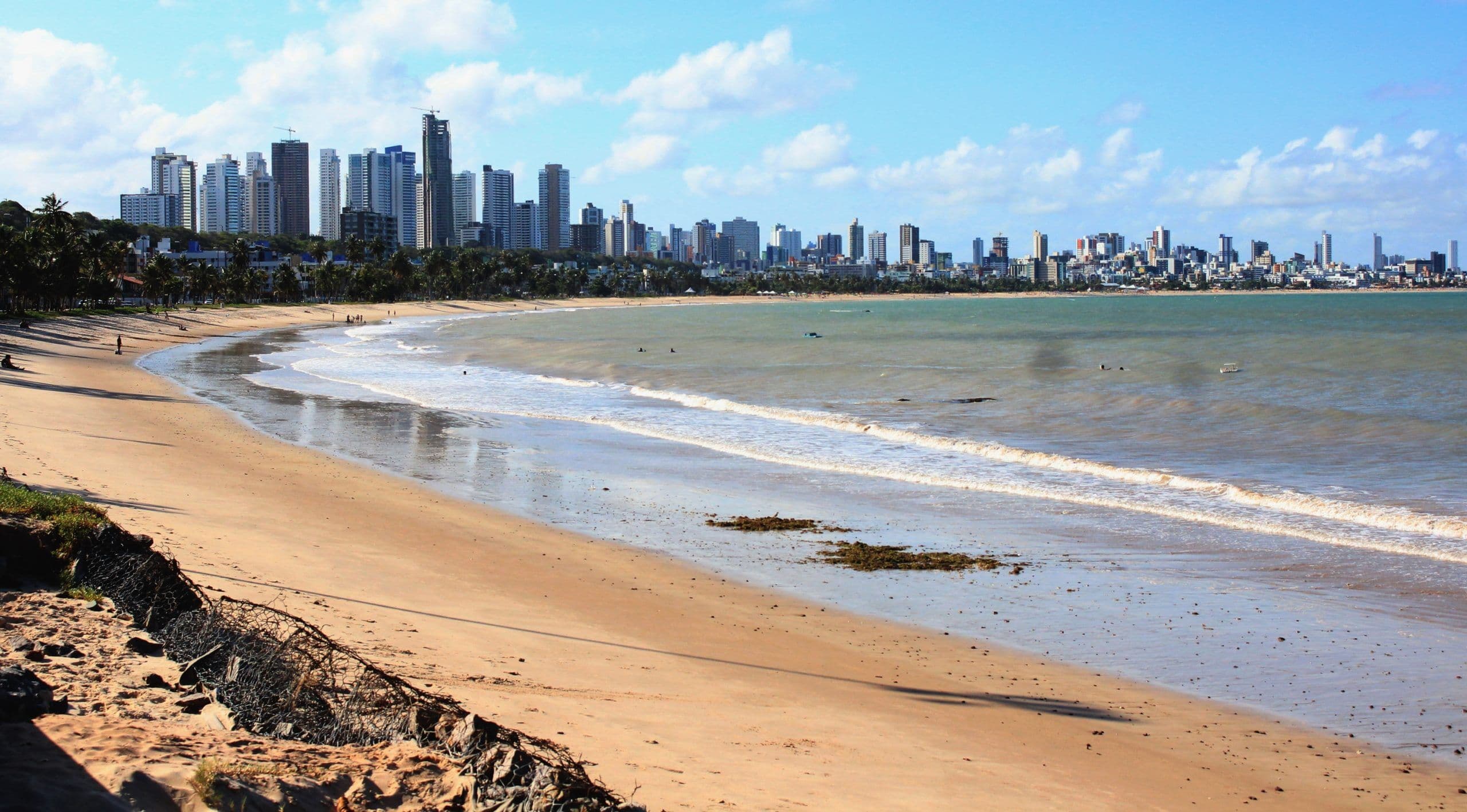 Cartaxo anuncia concurso com 1.159 vagas para a Prefeitura de João Pessoa; confira os cargos