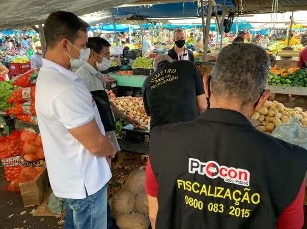 Preço das frutas em supermercados e feiras livres registra variação de até 373% em João Pessoa