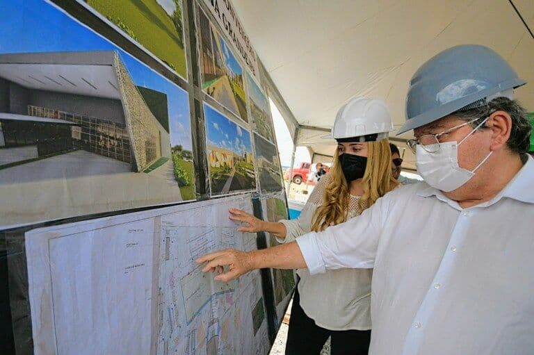 João Azevêdo rebate Ministro do Turismo, diz que projeto do Centro de Convenções é da Paraíba e recursos são fruto da luta de deputados