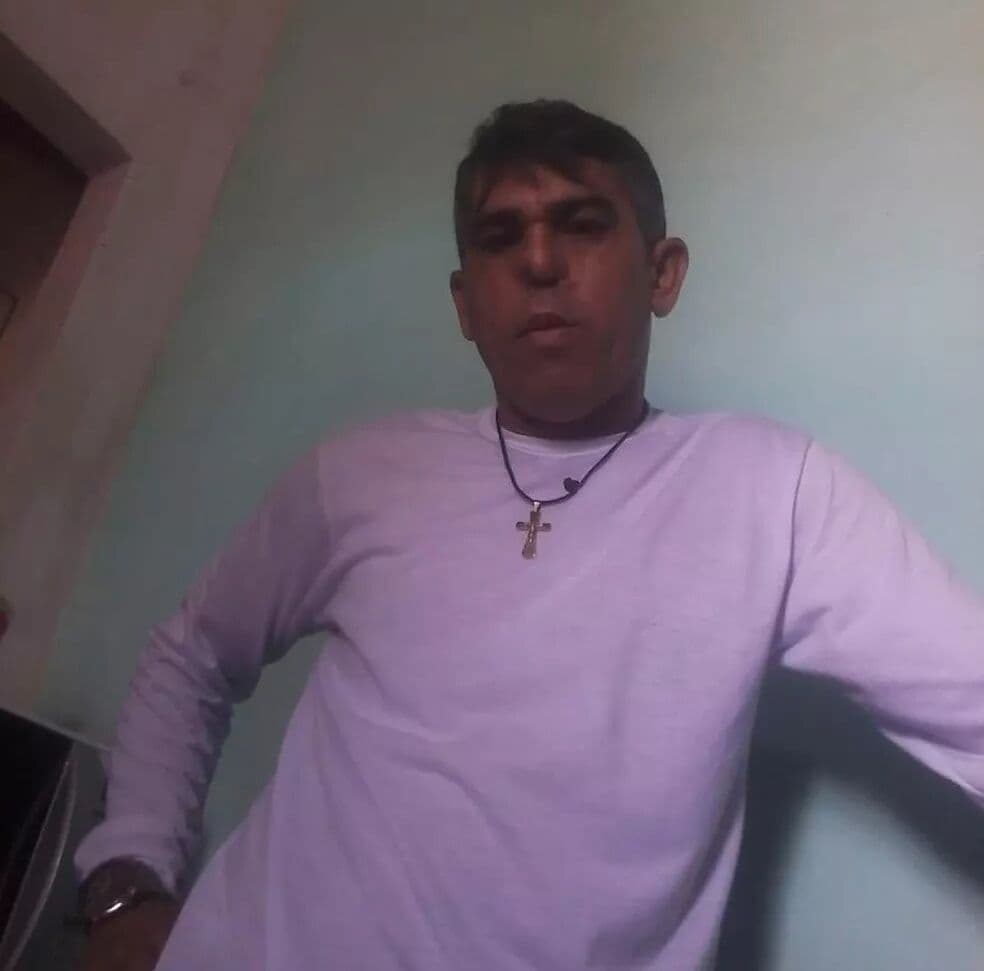 Dono de padaria mata padeiro a facadas após ele chegar atrasado no trabalho, diz polícia