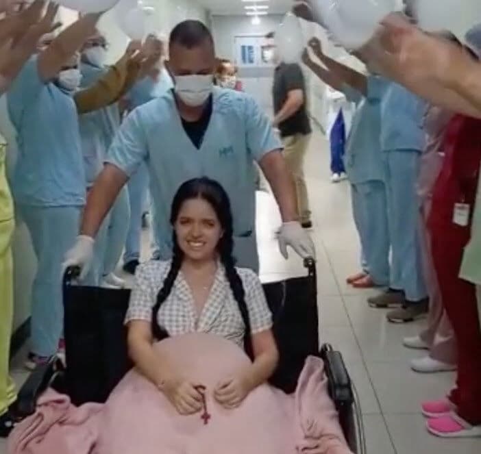 Hospital Metropolitano aplica técnica inovadora para tratamento de malformação arteriovenosa cerebral e salva paciente