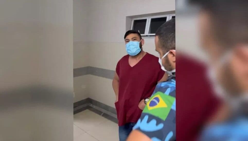 Prefeita prende policial militar que se passava por médico em hospital no Ceará