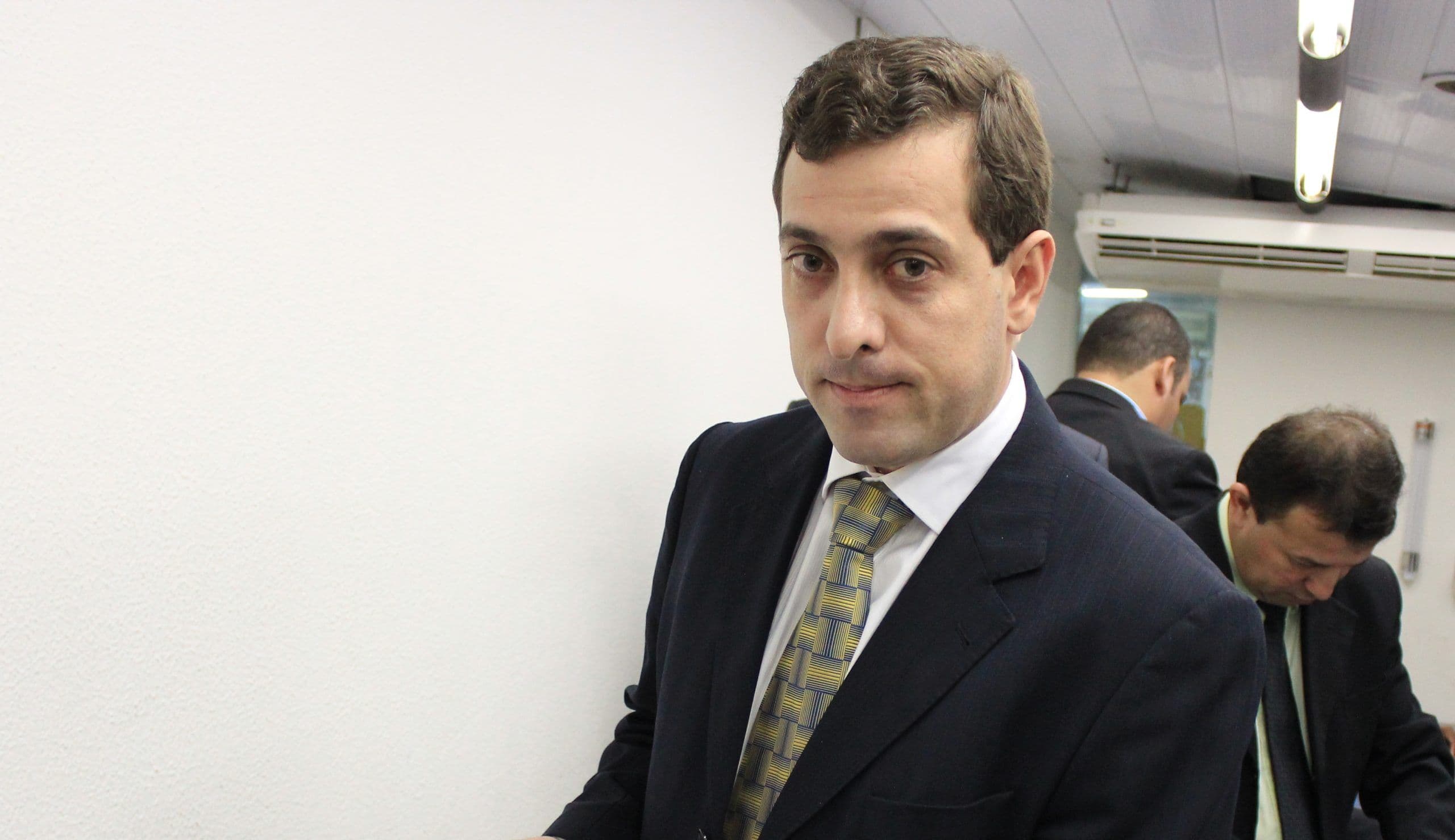 Gervásio Maia não descarta possibilidade de indicar Geraldo Medeiros ou Heron Cid para vaga do Senado na chapa de João Azevêdo, mas afirma que plano para eles é a Câmara