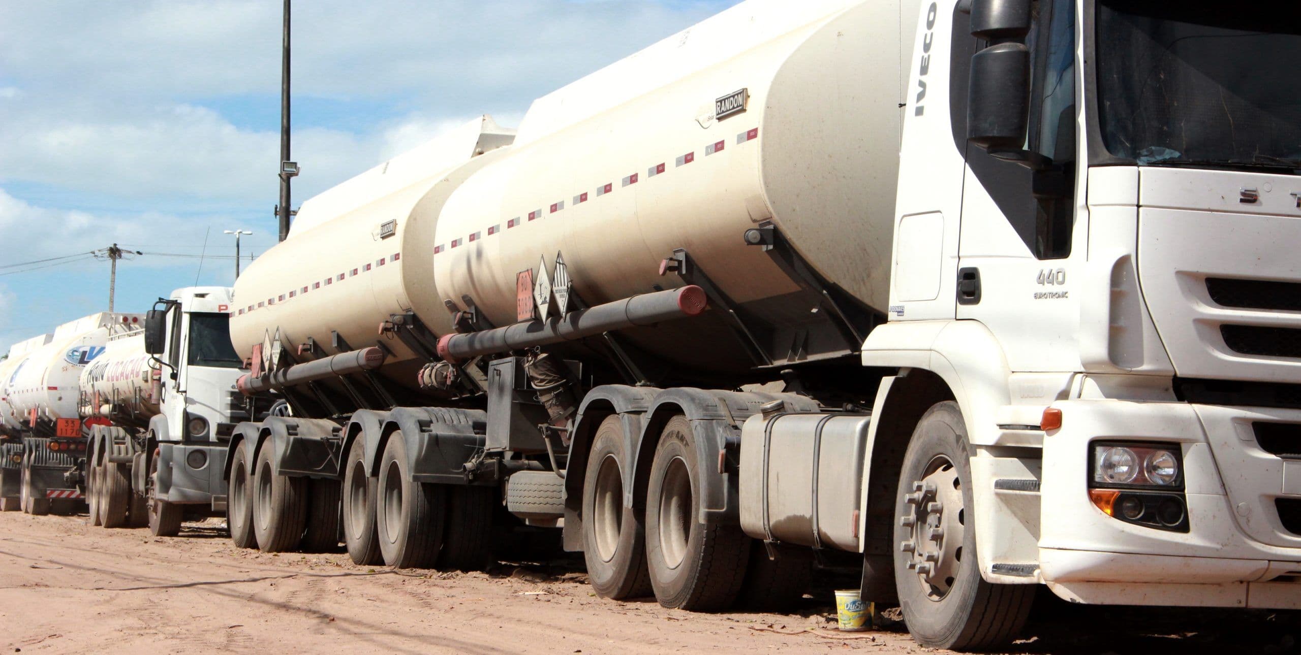 Caminhoneiros pedem reunião com Bolsonaro para evitar greve nacional em fevereiro