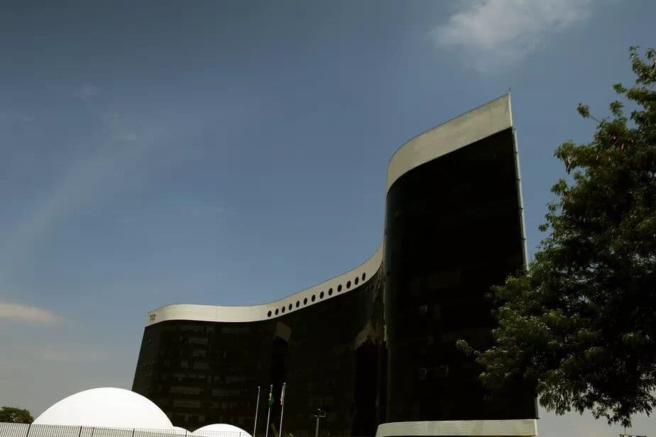 TSE volta atrás e decide divulgar informações detalhadas sobre bens dos candidatos