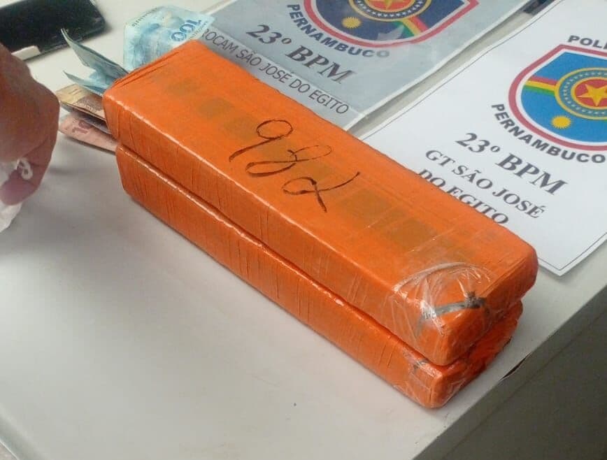 Polícia prende foragido de Pernambuco acusado de tráfico de drogas em Teixeira, na Paraíba